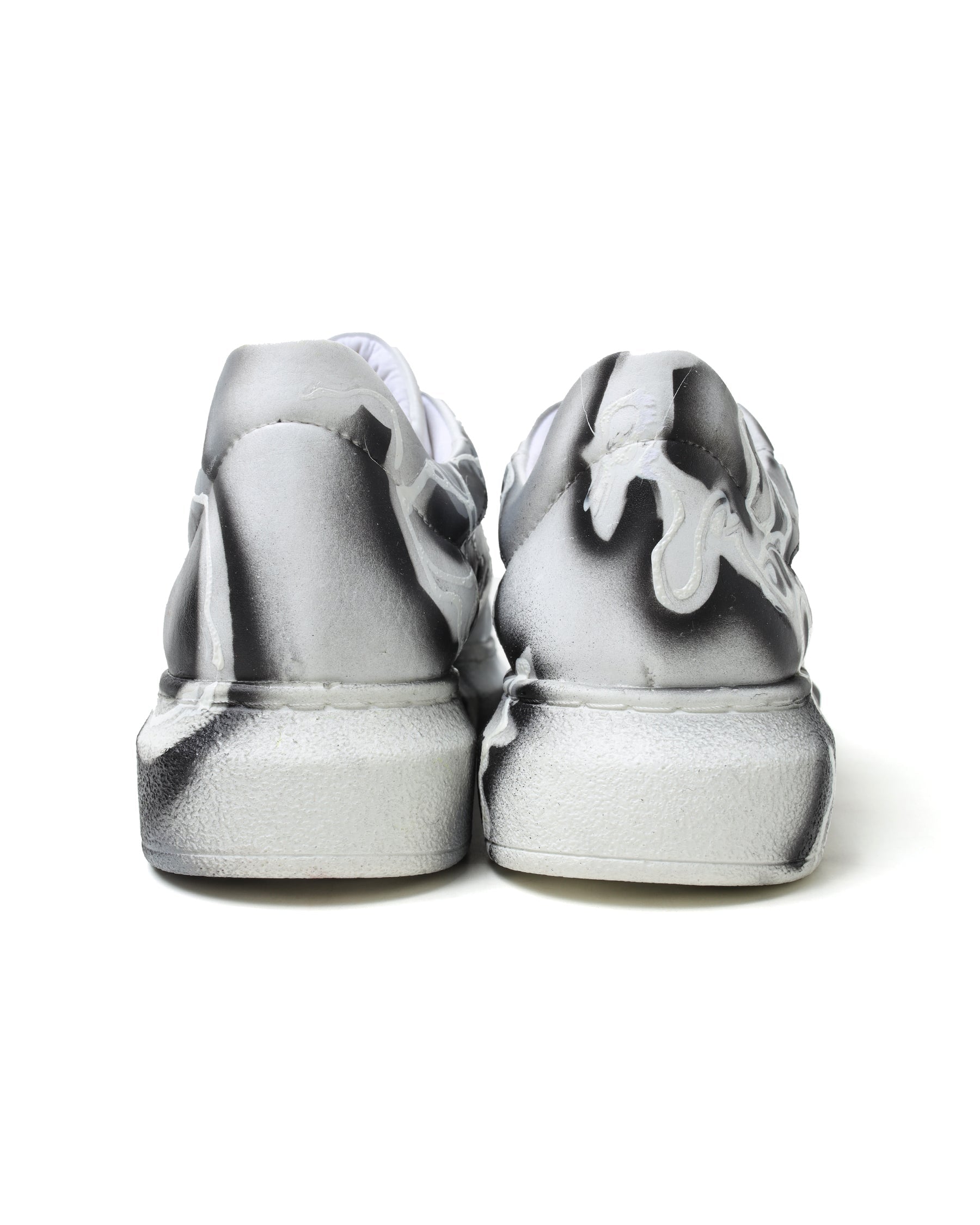 Genova Chaos hand-painted graffiti custom sneaker by Apollo Moda, third angle
