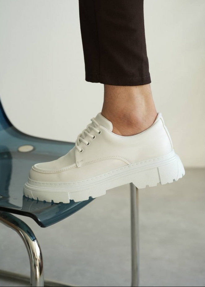 Men's Vantage Blanco by Apollo Moda, crisp white sneaker with height-boosting sole, second angle